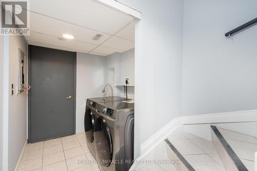 220 Kelso Crescent, Vaughan, ON - Indoor Photo Showing Laundry Room