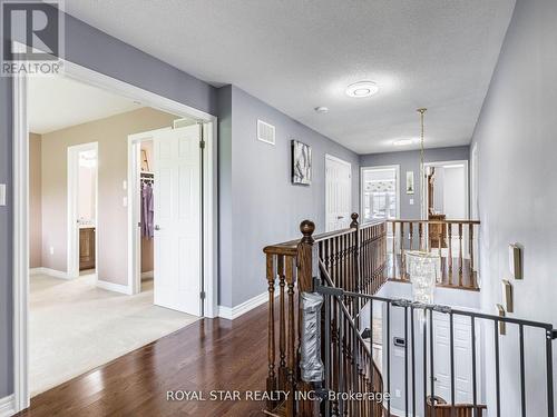 24 Bonnieglen Farm Boulevard, Caledon, ON - Indoor Photo Showing Other Room