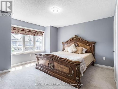 24 Bonnieglen Farm Boulevard, Caledon, ON - Indoor Photo Showing Bedroom