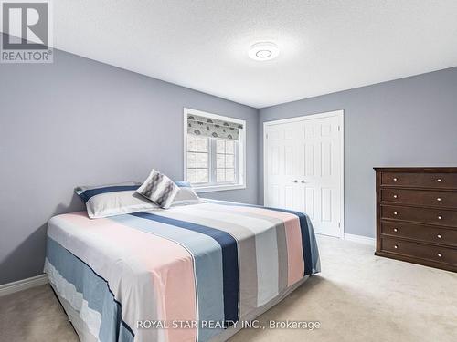 24 Bonnieglen Farm Boulevard, Caledon, ON - Indoor Photo Showing Bedroom