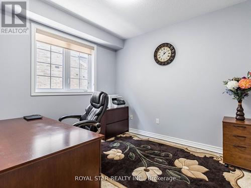 24 Bonnieglen Farm Boulevard, Caledon, ON - Indoor Photo Showing Office