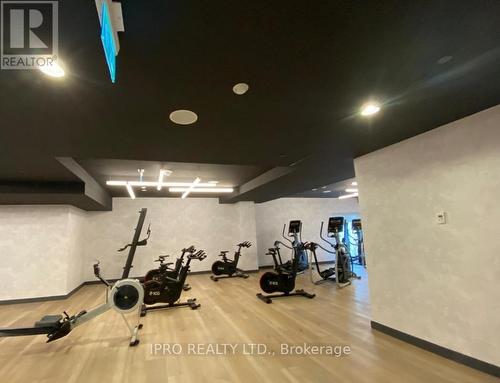 426 - 86 Dundas Street E, Mississauga, ON - Indoor Photo Showing Gym Room