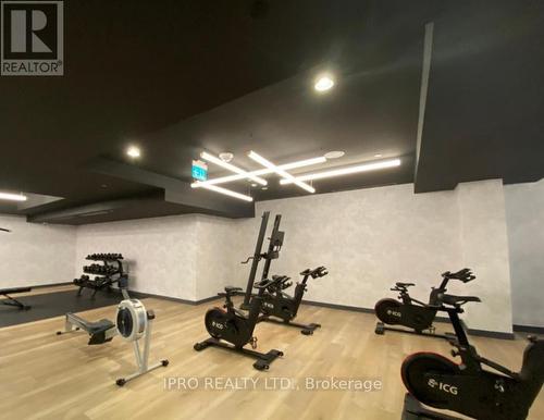 426 - 86 Dundas Street E, Mississauga, ON - Indoor Photo Showing Gym Room