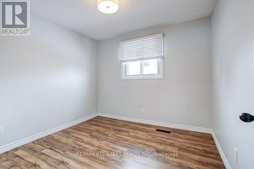 77 Orchard Park Road, Kawartha Lakes (Lindsay), ON - Indoor Photo Showing Other Room