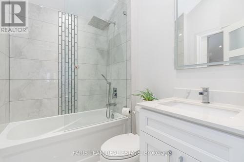 1135 Poplar Drive, Innisfil, ON - Indoor Photo Showing Bathroom