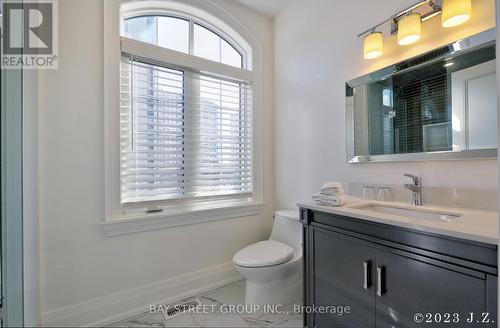 60 Emmett Avenue, Toronto, ON - Indoor Photo Showing Bathroom