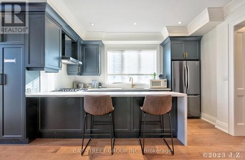 60 Emmett Avenue, Toronto, ON - Indoor Photo Showing Kitchen With Upgraded Kitchen