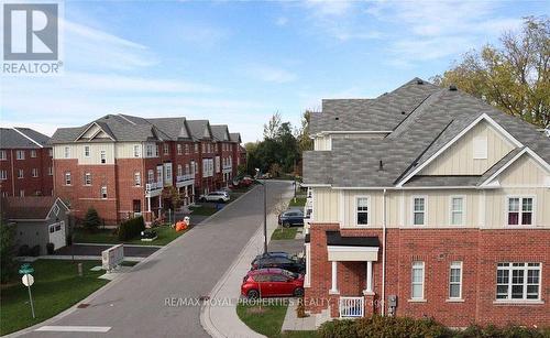 104 Roy Grove Way, Markham, ON - Outdoor