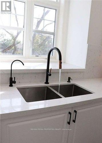 104 Roy Grove Way, Markham, ON - Indoor Photo Showing Kitchen With Double Sink