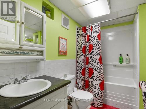 118 North Channel Road, Edwardsburgh/Cardinal, ON - Indoor Photo Showing Bathroom