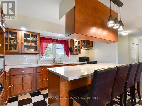 118 North Channel Road, Edwardsburgh/Cardinal, ON - Indoor Photo Showing Kitchen