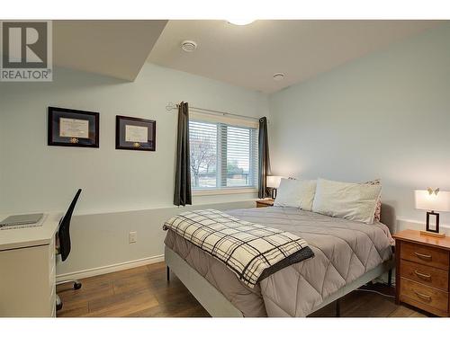 Bedroom #3 - Very spacious - 620 Arrowleaf Lane, Kelowna, BC - Indoor Photo Showing Bedroom