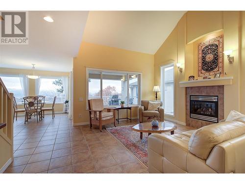 620 Arrowleaf Lane, Kelowna, BC - Indoor Photo Showing Living Room With Fireplace