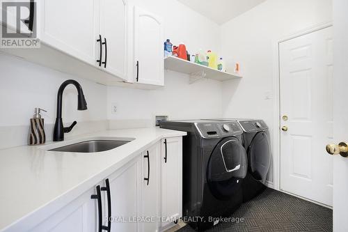 87 Gleeson Way, Ottawa, ON - Indoor Photo Showing Laundry Room