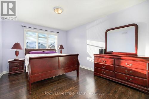 87 Gleeson Way, Ottawa, ON - Indoor Photo Showing Bedroom