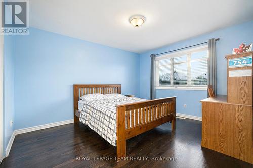 87 Gleeson Way, Ottawa, ON - Indoor Photo Showing Bedroom