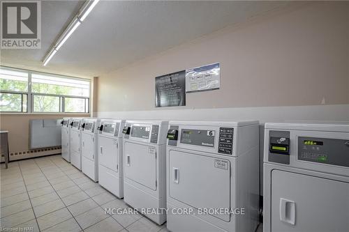 809 - 215 Glenridge Avenue E, St. Catharines, ON - Indoor Photo Showing Laundry Room