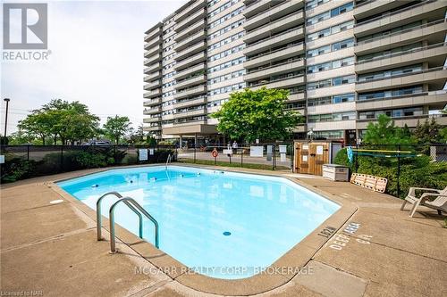 809 - 215 Glenridge Avenue E, St. Catharines, ON - Outdoor With In Ground Pool With Balcony