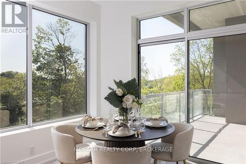 403 - 77 Yates Street W, St. Catharines, ON - Indoor Photo Showing Dining Room