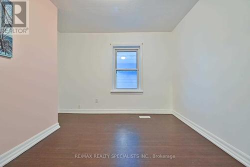 19 King Street W, Caledon, ON - Indoor Photo Showing Other Room