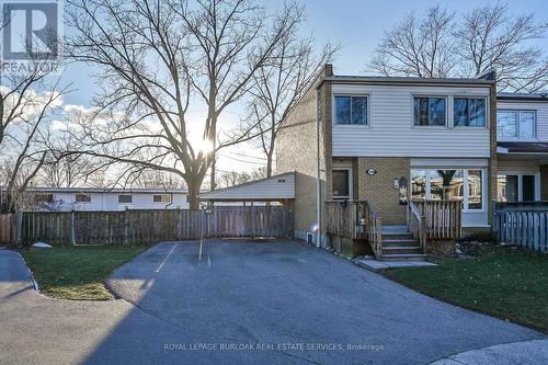 2398 Maryvale Court, Burlington, ON - Outdoor