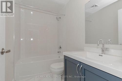 104 - 1597 Rose Way, Milton, ON - Indoor Photo Showing Bathroom