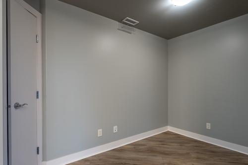 708-1160 Bernard Avenue, Kelowna, BC - Indoor Photo Showing Other Room