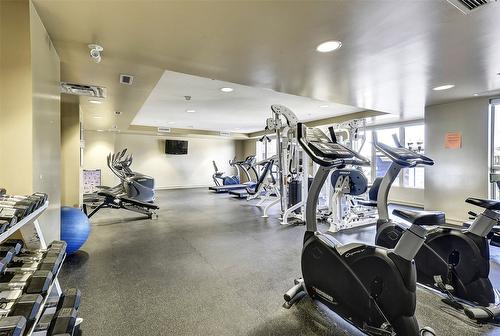 708-1160 Bernard Avenue, Kelowna, BC - Indoor Photo Showing Gym Room