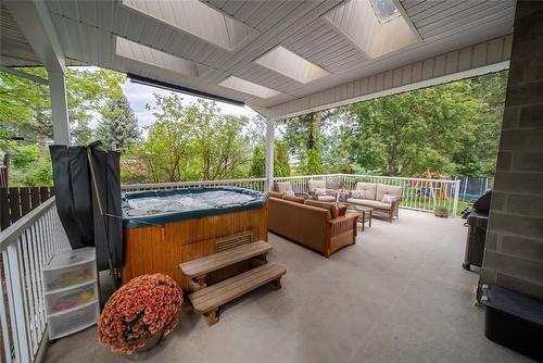 805 31St Avenue, Cranbrook, BC - Outdoor With Deck Patio Veranda With Exterior