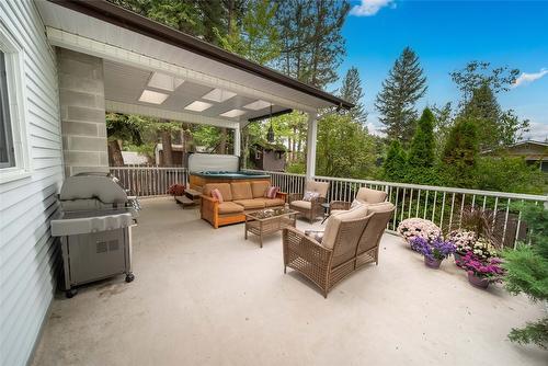 805 31St Avenue, Cranbrook, BC - Outdoor With Deck Patio Veranda With Exterior