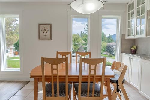 805 31St Avenue, Cranbrook, BC - Indoor Photo Showing Dining Room