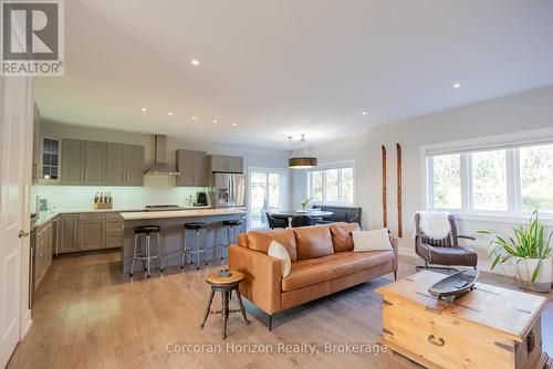 12 Reids Ridge, Oro-Medonte (Moonstone), ON - Indoor