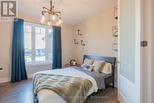 12 Reids Ridge, Oro-Medonte (Moonstone), ON - Indoor Photo Showing Bedroom