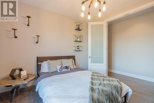 12 Reids Ridge, Oro-Medonte (Moonstone), ON - Indoor Photo Showing Bedroom