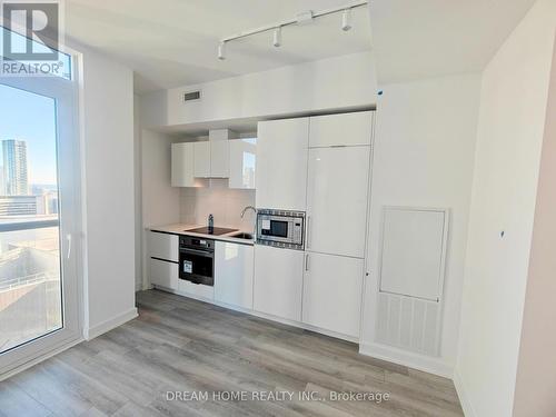 3703 - 238 Simcoe Street, Toronto, ON - Indoor Photo Showing Other Room