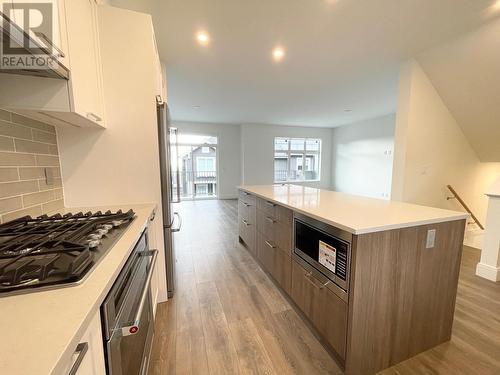 167 1310 Mitcell Street, Coquitlam, BC - Indoor Photo Showing Kitchen