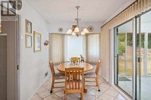 3620 Webber Road, West Kelowna, BC - Indoor Photo Showing Dining Room