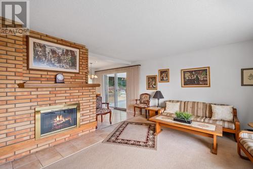 3620 Webber Road, West Kelowna, BC - Indoor Photo Showing Living Room With Fireplace