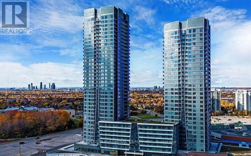 909 - 50 Upper Mall Way, Vaughan, ON - Outdoor With Facade