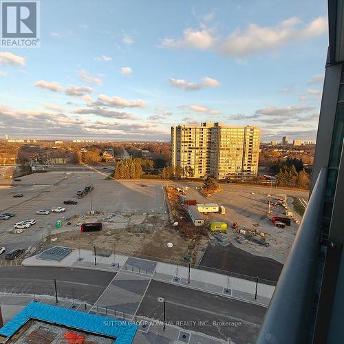 909 - 50 Upper Mall Way, Vaughan, ON - Outdoor With View