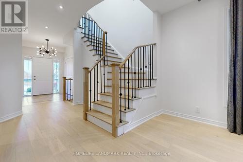 40 Spring Farm Road, Aurora, ON - Indoor Photo Showing Other Room