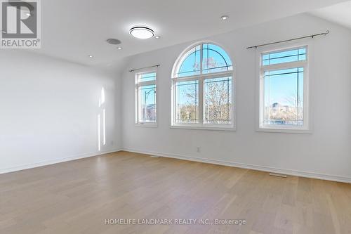 40 Spring Farm Road, Aurora, ON - Indoor Photo Showing Other Room