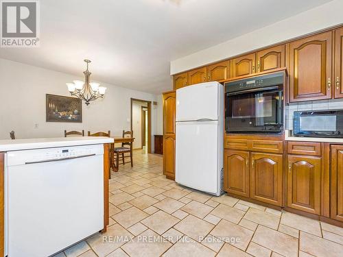 2960 Weston Road, Toronto, ON - Indoor Photo Showing Kitchen