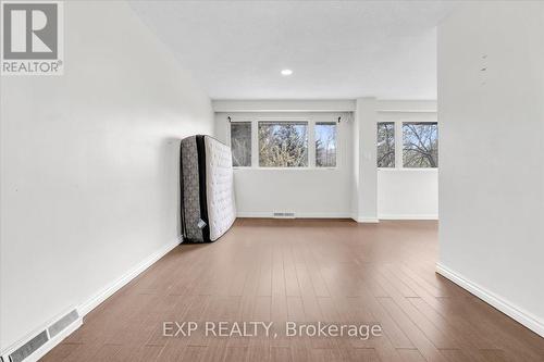 208 Lake Promenade, Toronto, ON - Indoor Photo Showing Other Room