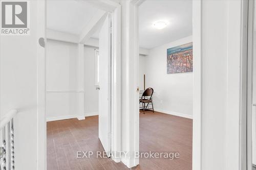 208 Lake Promenade, Toronto, ON - Indoor Photo Showing Other Room