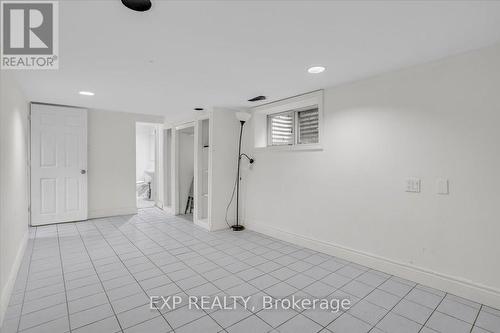 208 Lake Promenade, Toronto, ON - Indoor Photo Showing Other Room