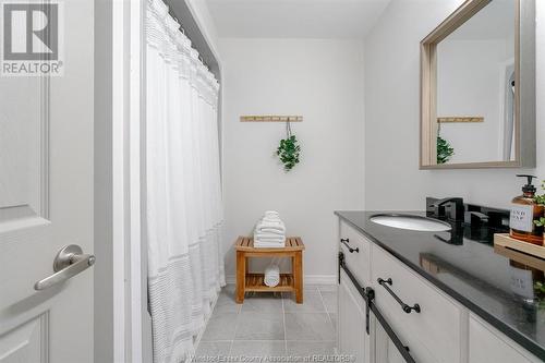 166 Stirling Street, Lakeshore, ON - Indoor Photo Showing Bathroom