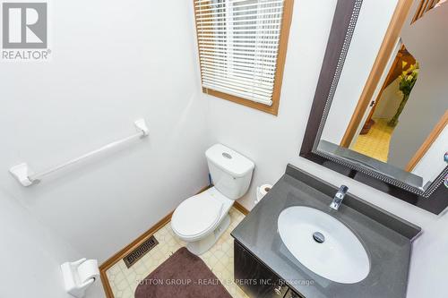 48 Yellow Brick Road, Brampton, ON - Indoor Photo Showing Bathroom