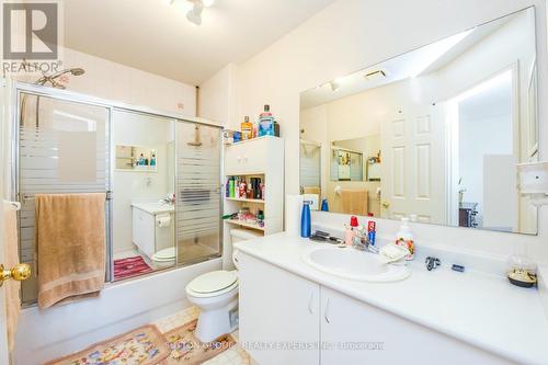 48 Yellow Brick Road, Brampton, ON - Indoor Photo Showing Bathroom