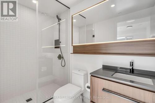 1107 - 425 Front Street E, Toronto, ON - Indoor Photo Showing Bathroom